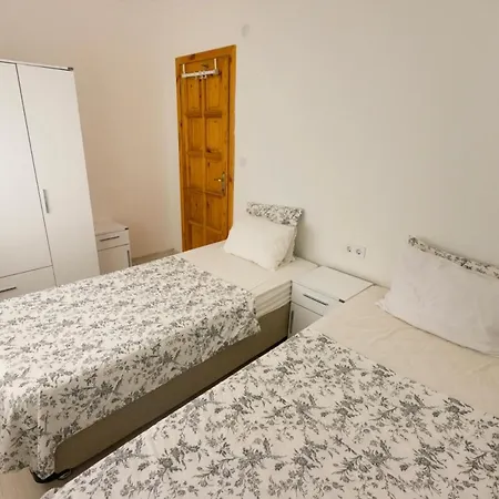 Villa Alanya Sleeps 2 Air Con Wifi
